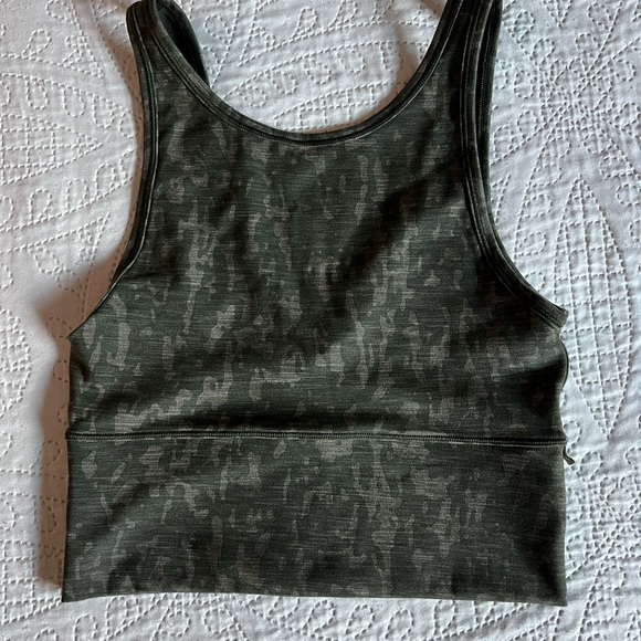 NNW Lululemon Power Pivot Tank - Picture 1 of 3